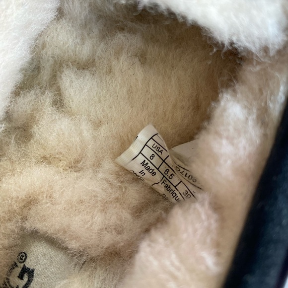 uggs dakota pom-poms black womens size 8 loafers - Picture 12 of 15